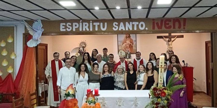 CELEBRACIÓN DEL SACRAMENTO DE LA CONFIRMACIÓN EN LA PARROQUIA