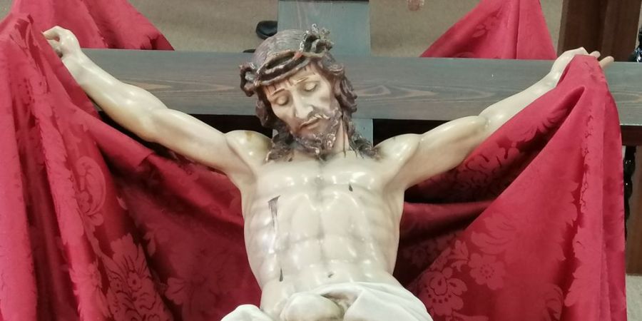  EN EL DÍA DE “VIERNES SANTO”
